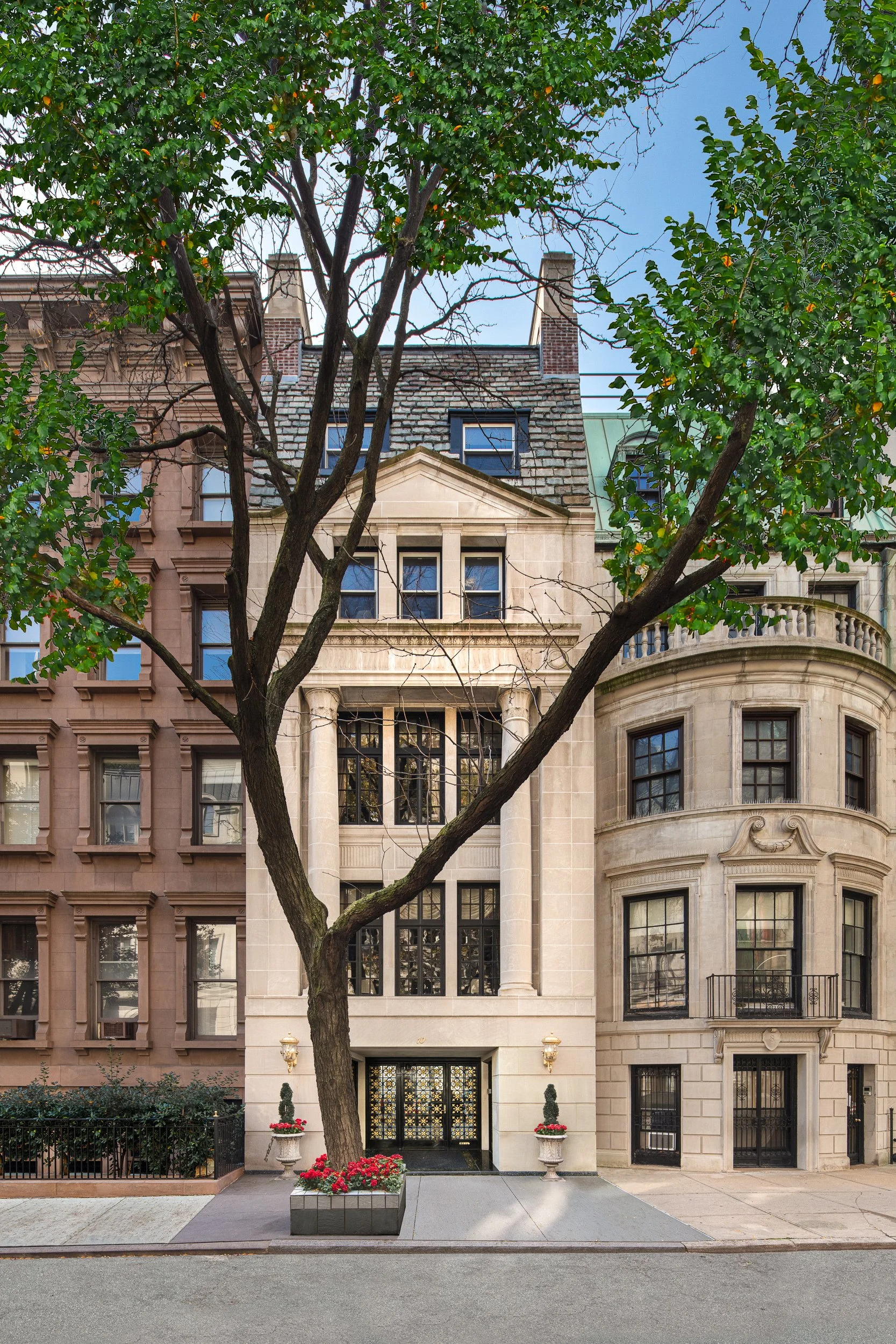 Rare Manhattan Townhouse on the Upper East Side — Francis York